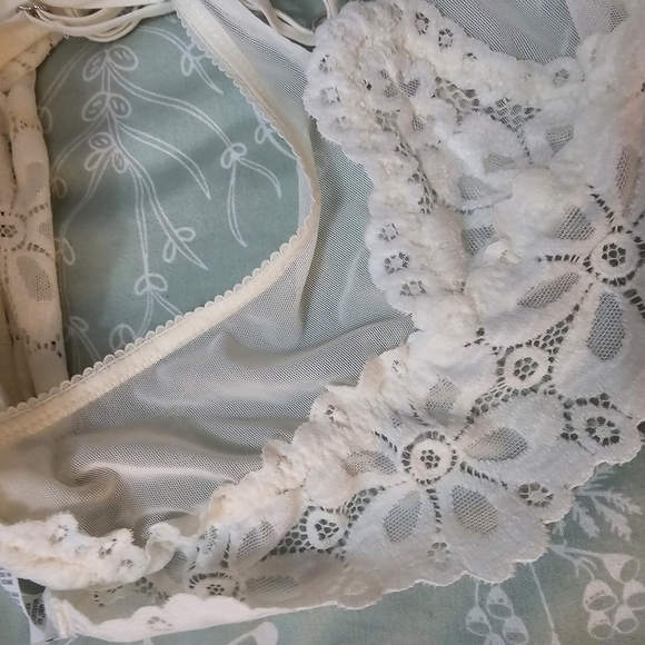 Aerie Cream Lace Bralette Intimates Cross Back Size M - Picture 2 of 11